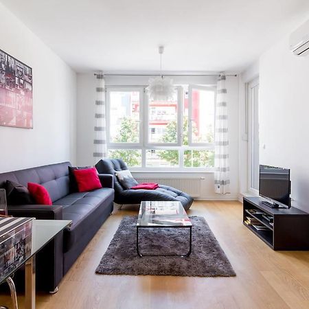 Flexible Selfcheckins 9 - Zagreb - Garage - Electric Vehicle Ccharger - Loggia - New - Apartments Repinc 9 Eksteriør bilde