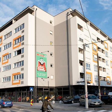 Flexible Selfcheckins 9 - Zagreb - Garage - Electric Vehicle Ccharger - Loggia - New - Apartments Repinc 9 Eksteriør bilde